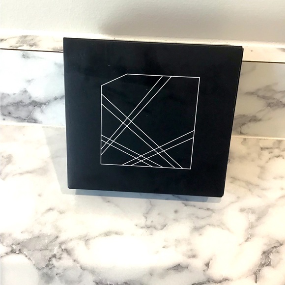 Schmidt Spiele Wireless CarPlay Adapter - Picture 1 of 5